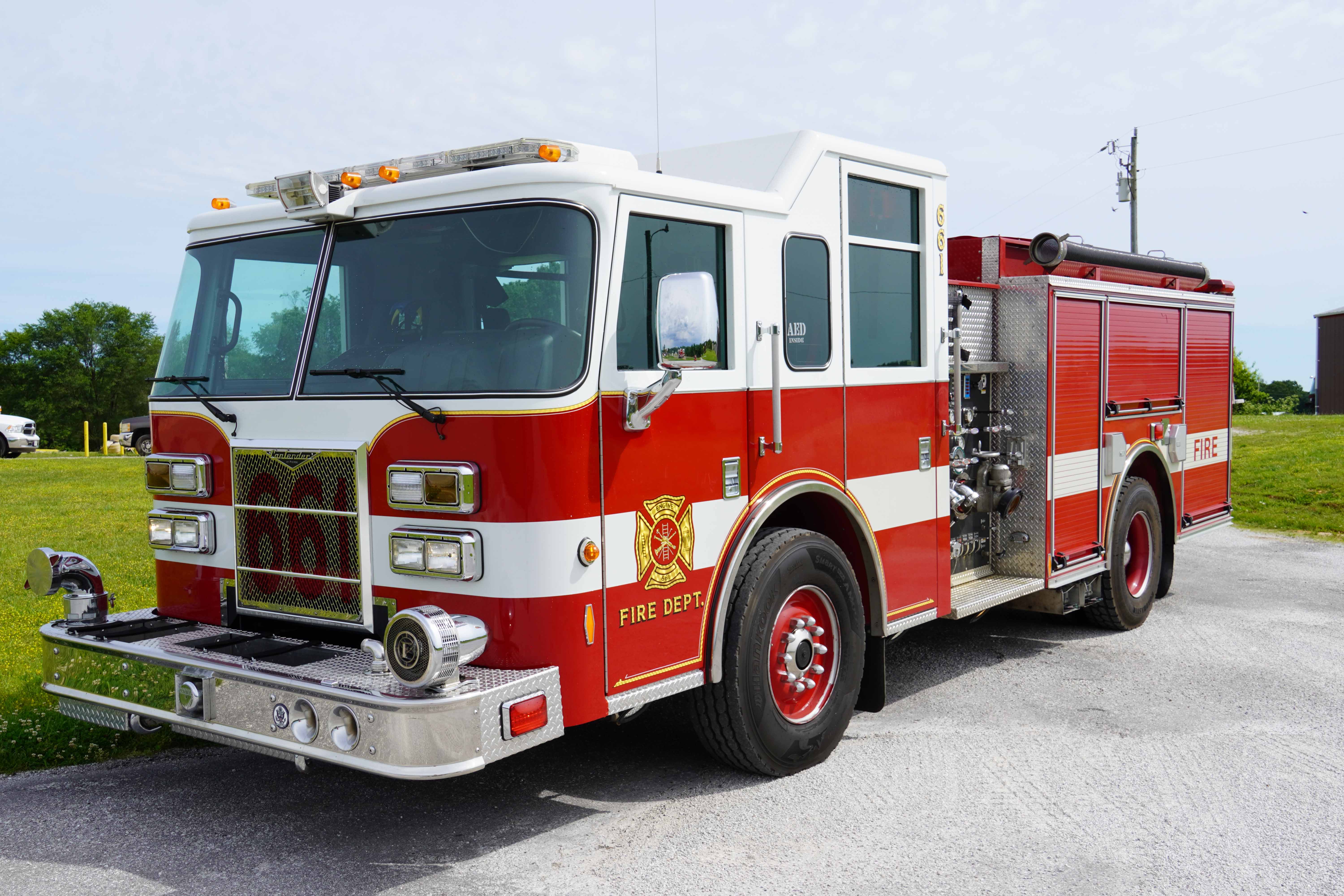2009 Pierce Saber Pumper | Used Truck Details
